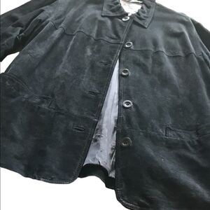 Sr Johns Bay size medium lined black suede jacket excellent condition